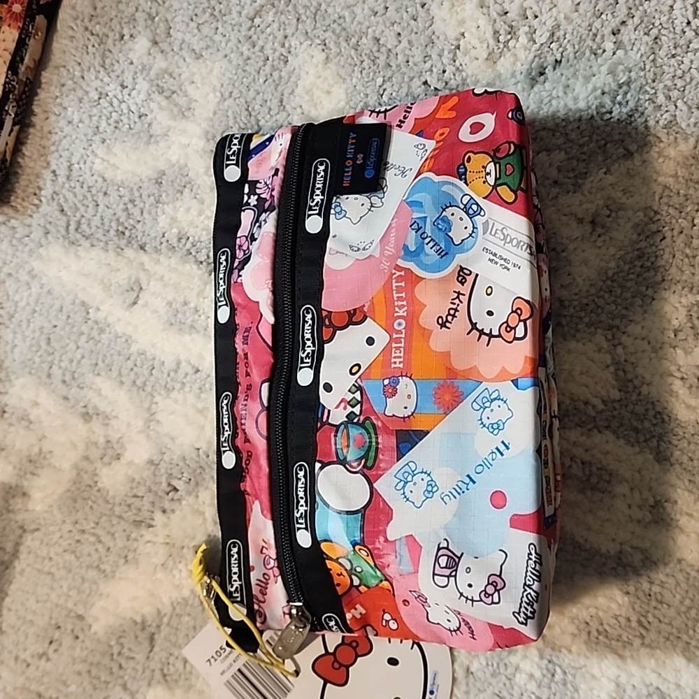 Lesportsac Hello Kitty Anniversary Cosmetic Clutch Nylon Travel Bag W.Q Newa
